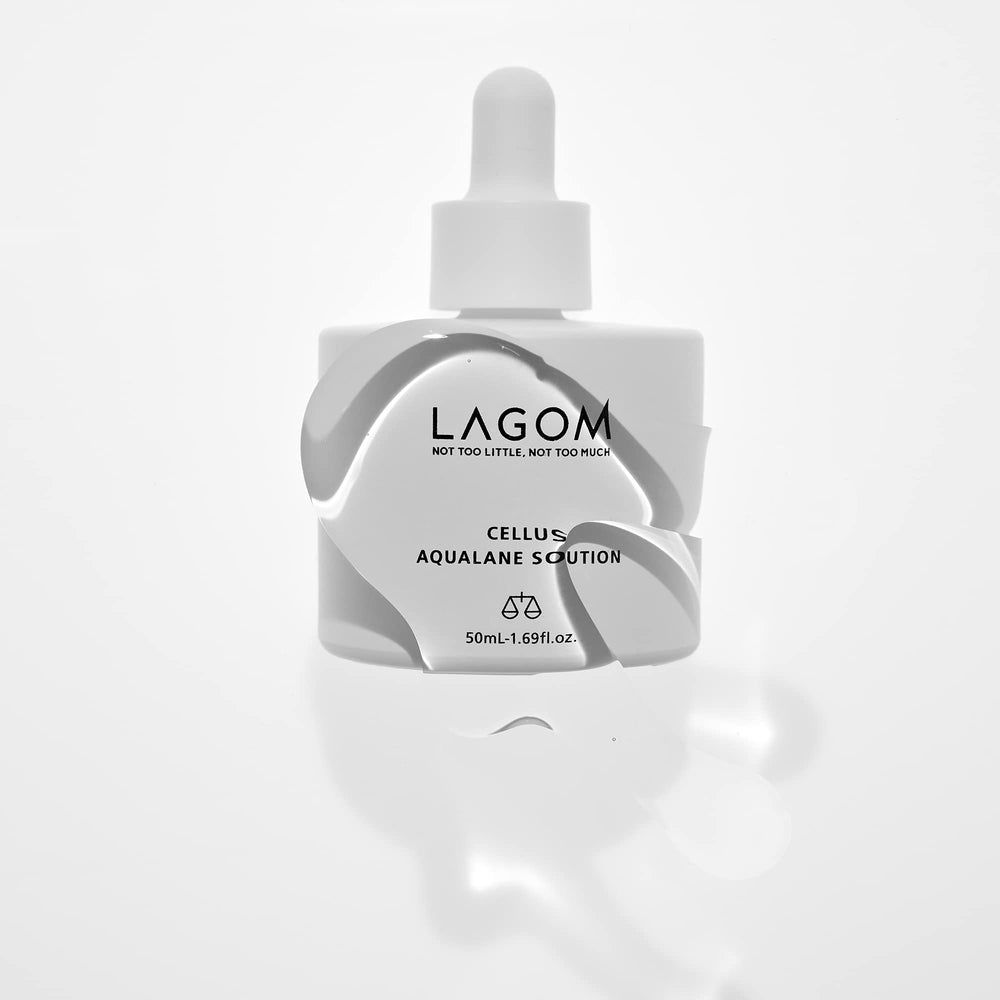 Routine soin quotidienne avec LAGOM Cellus Aqualane, pour une peau plus résiliente.