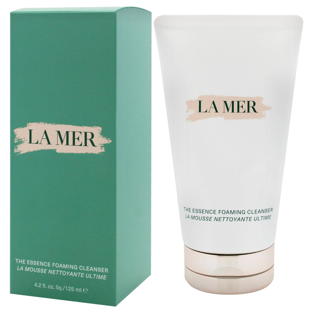 La Mer Essence Mousse Nettoyage Profond: peau propre et prête pour les soins.