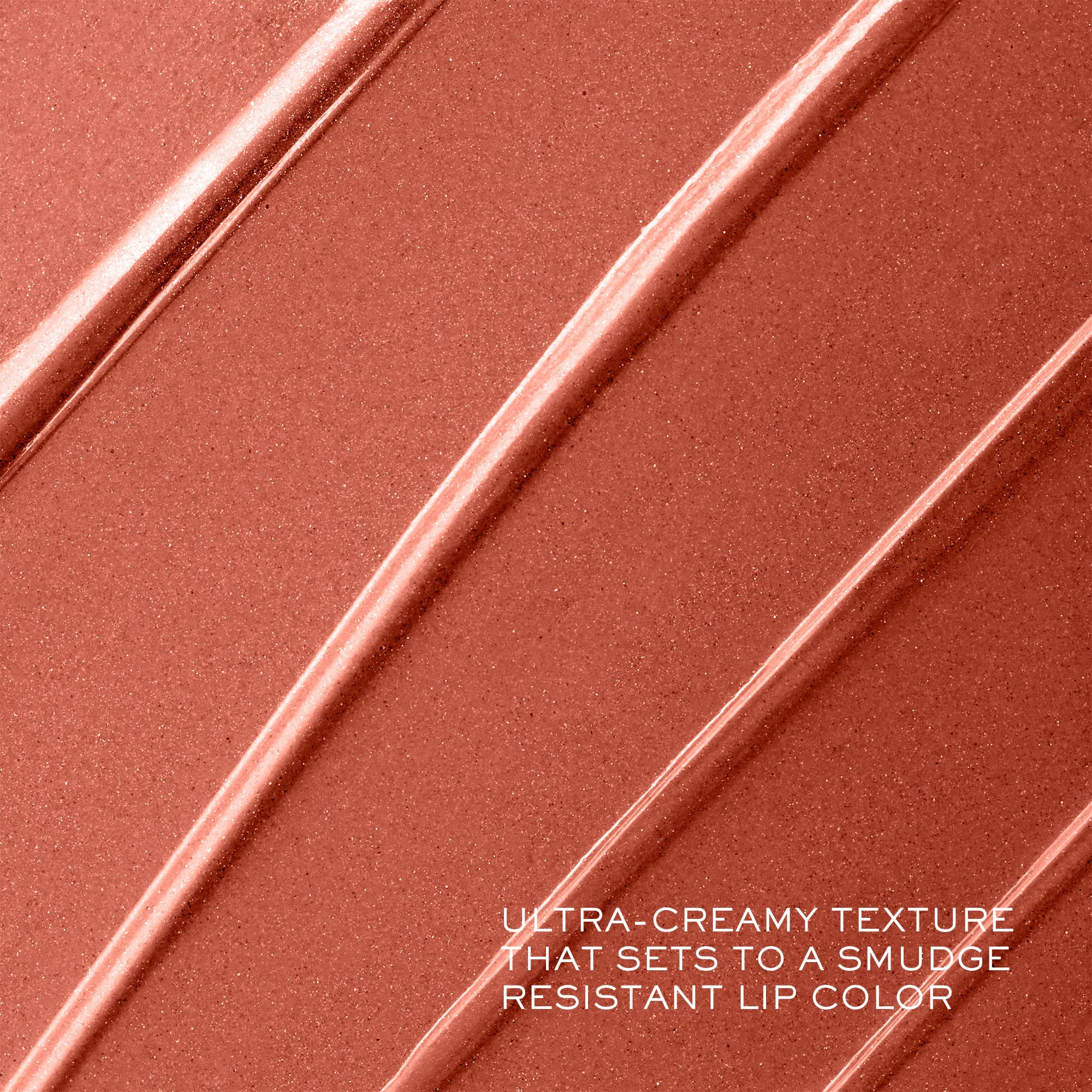 Lancôme L'Absolu Rouge: acide hyaluronique pour lèvres douces et pulpeuses.