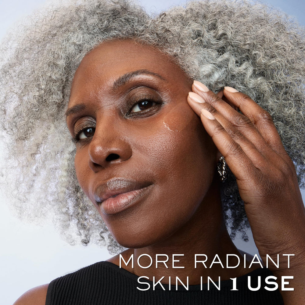 Lancôme Génifique sérum application quotidienne – routine beauté efficace.
