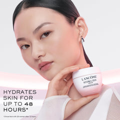 Hydra Zen application matin: prépare la peau pour la journée.