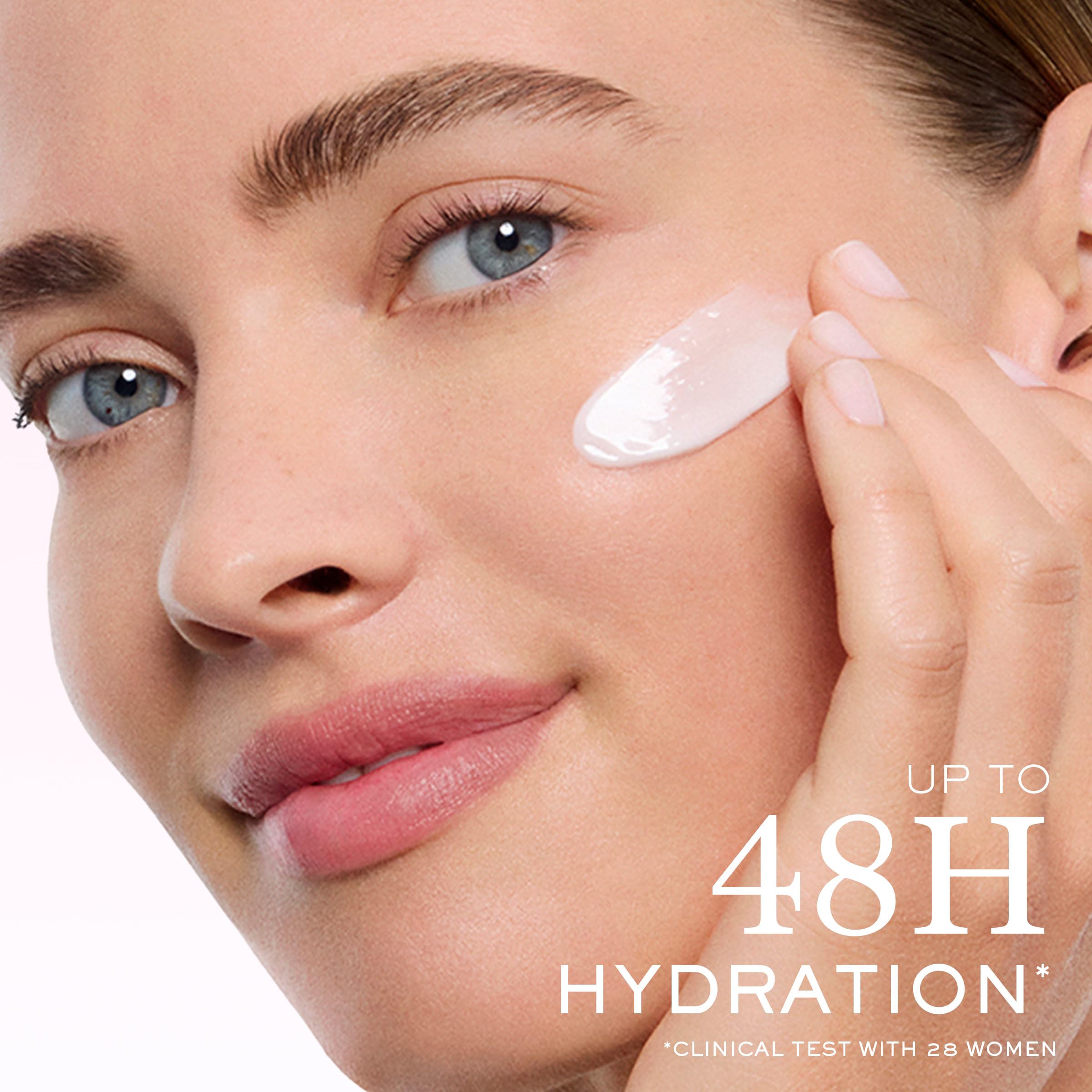 Lancôme Hydra Zen, application matin et nuit, base légère pour le visage.