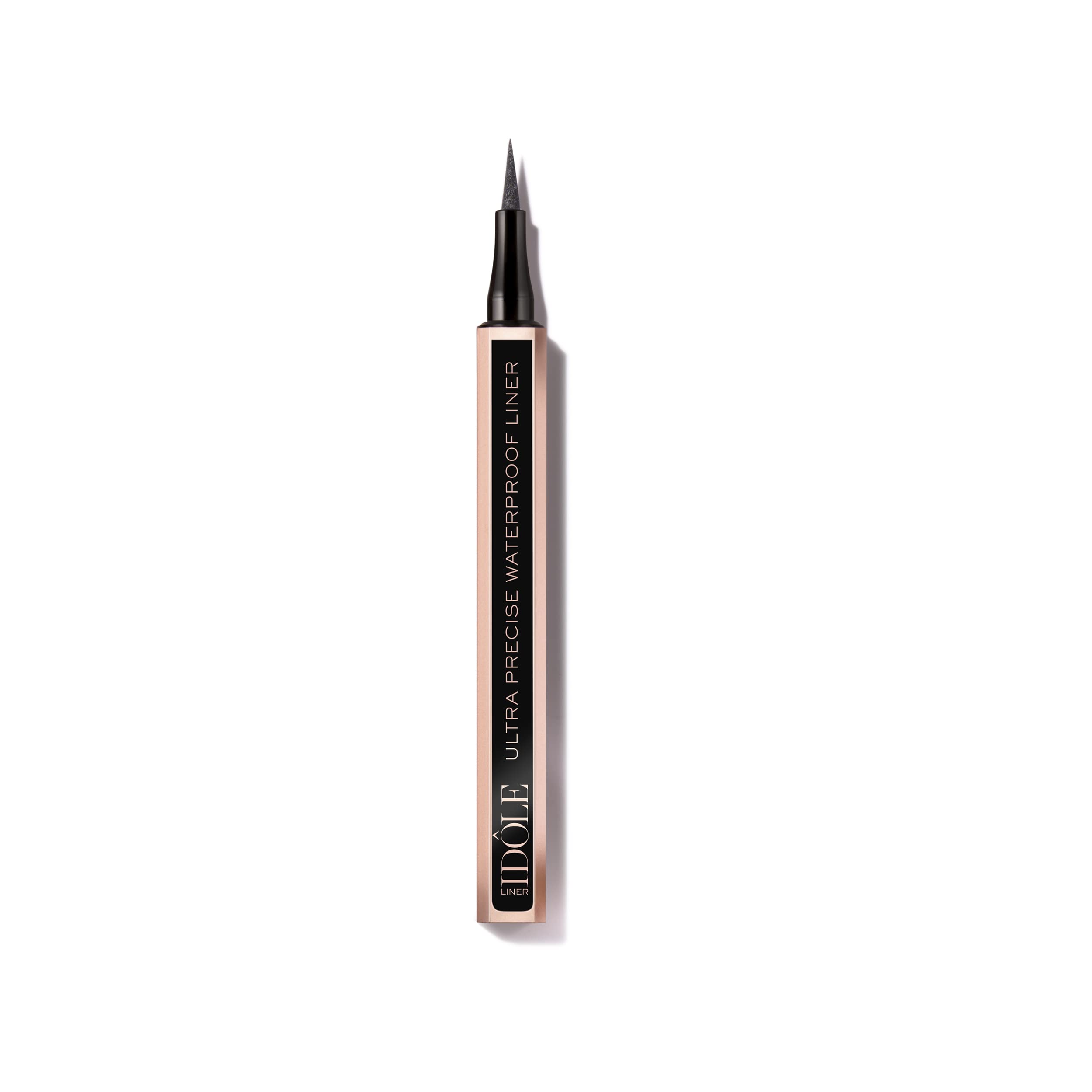 Lancôme Idôle Liner feutre précis pour un trait net et longue tenue.