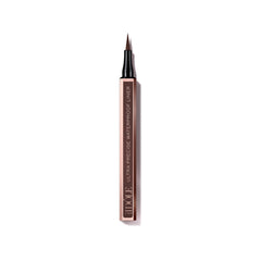 Lancôme Idôle Liner feutre précis pour une application en douceur.