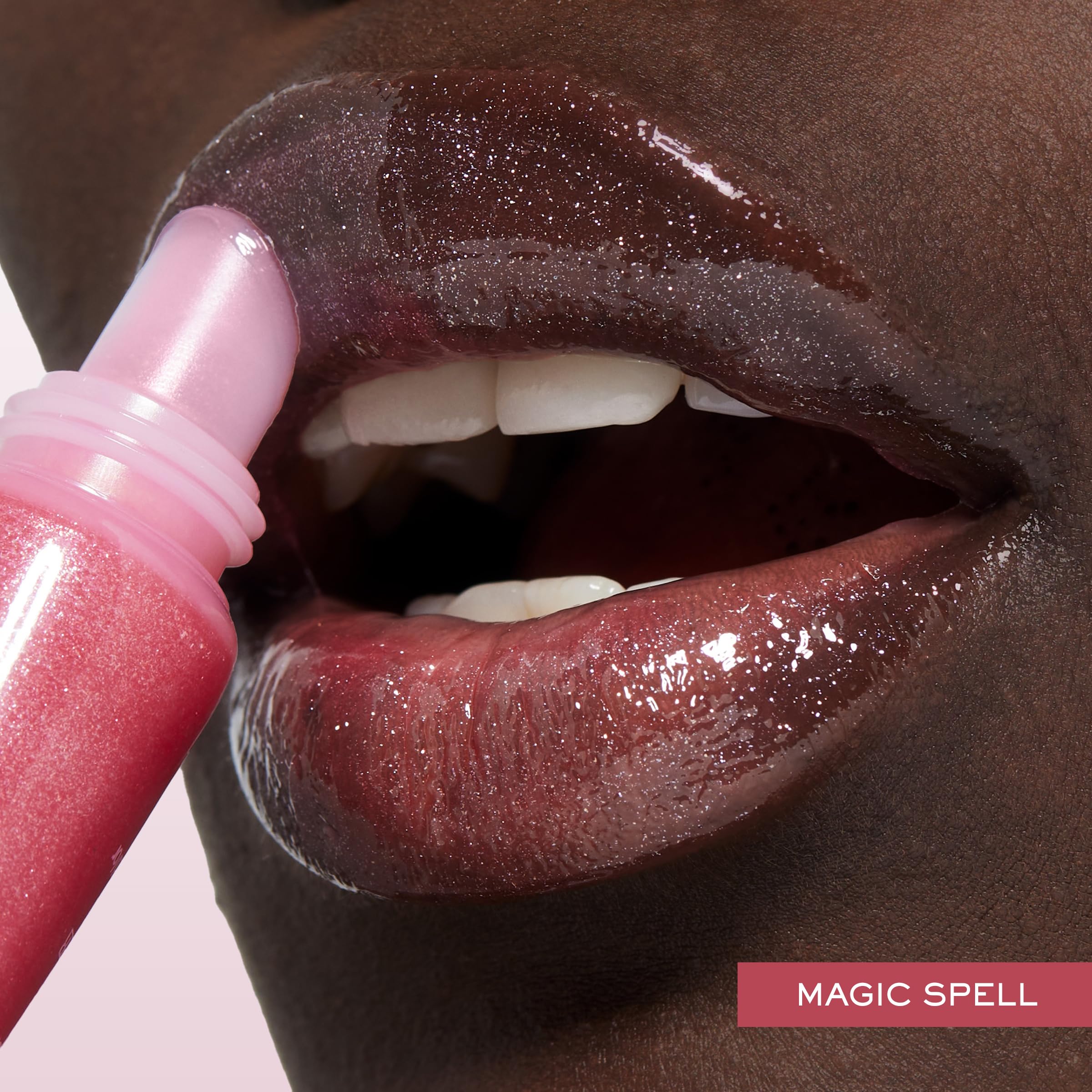 Lancôme Juicy Tubes, application précise pour une couche scintillante.