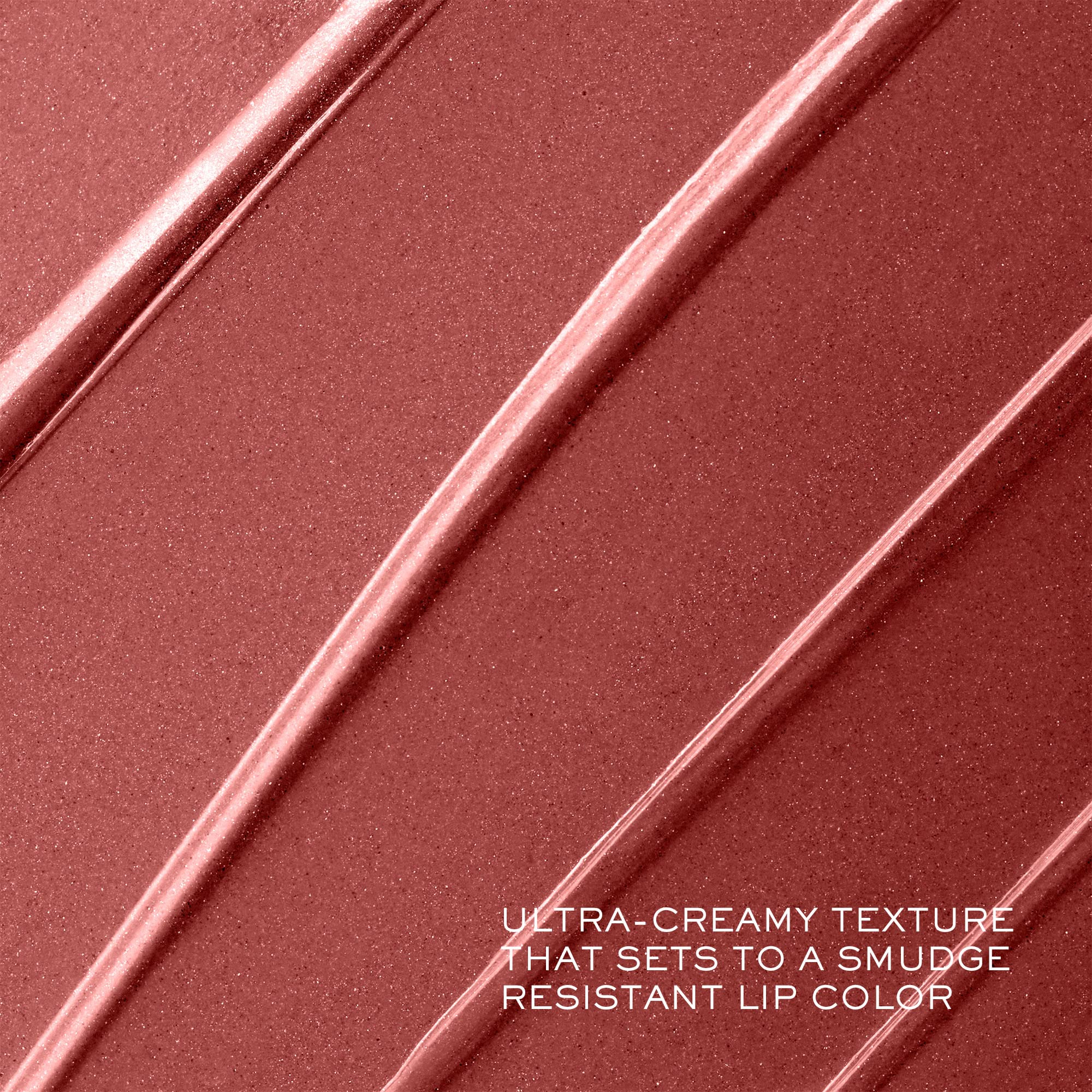 Lèvres avec Lancôme L'Absolu Rouge Hydratant look soirée chic