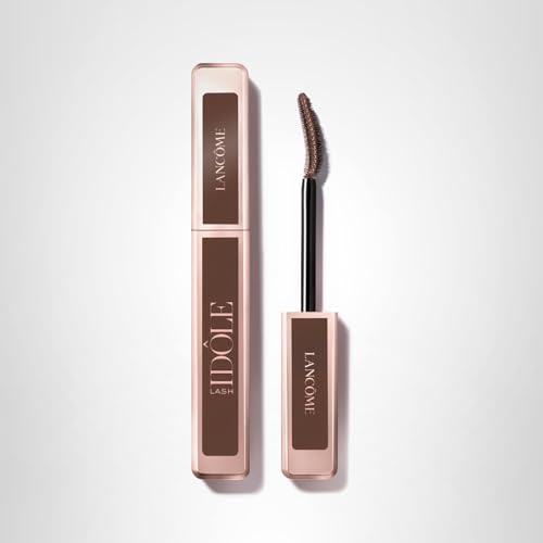 Lancôme Demaqueillant Bi-Facil pour retirer le mascara en douceur.