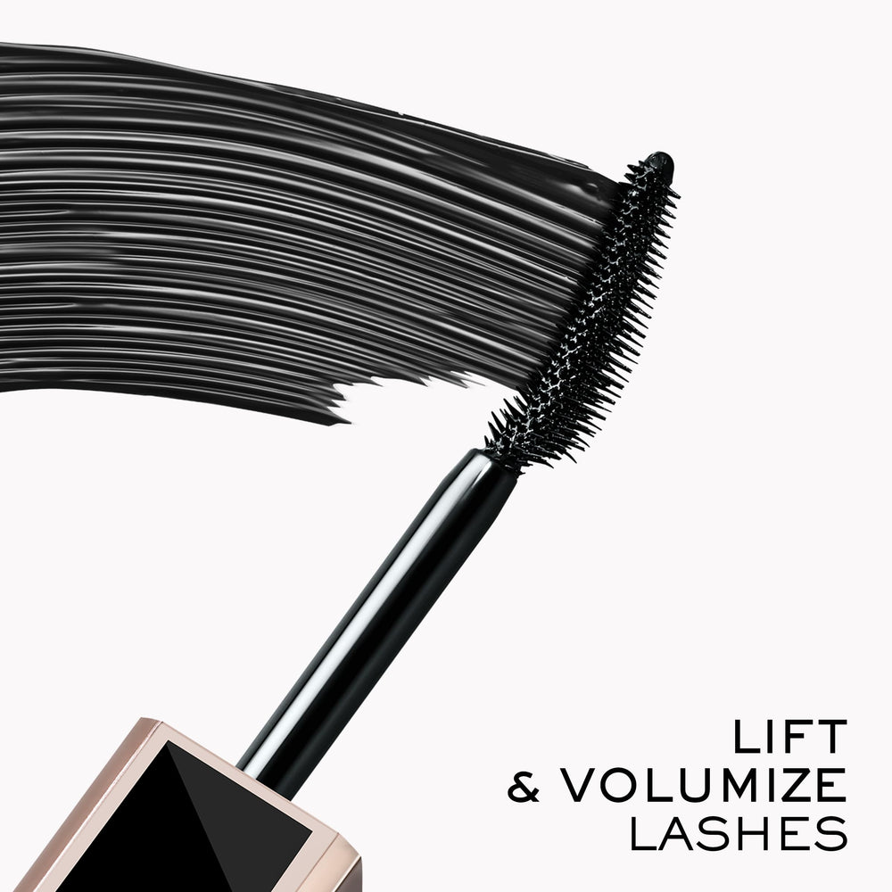 Lancôme Lash Idôle avec lift et longueur visibles grâce à sa brosse.