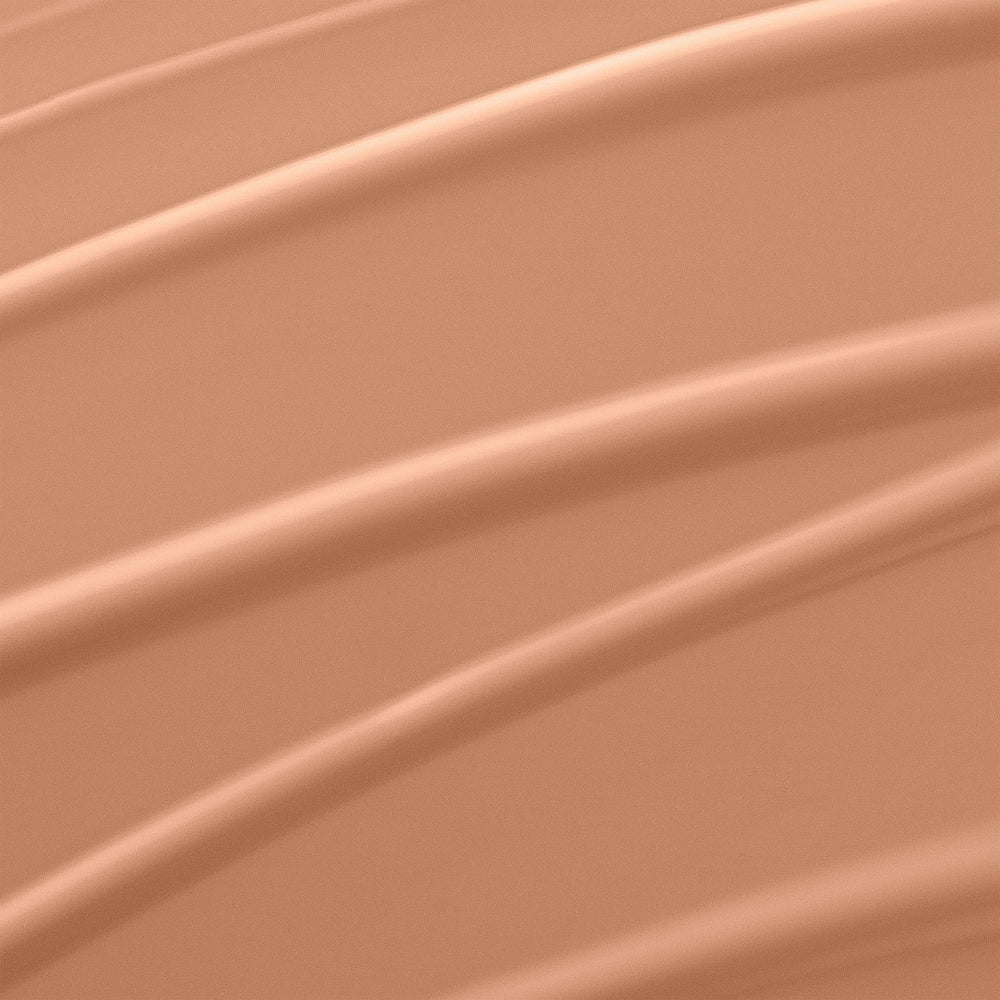 Lancôme Renergie Lift - texture légère qui homogénéise le teint sans lourdeur.
