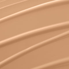 Texture légère du fond de teint offrant une couvrance modulable et homogène