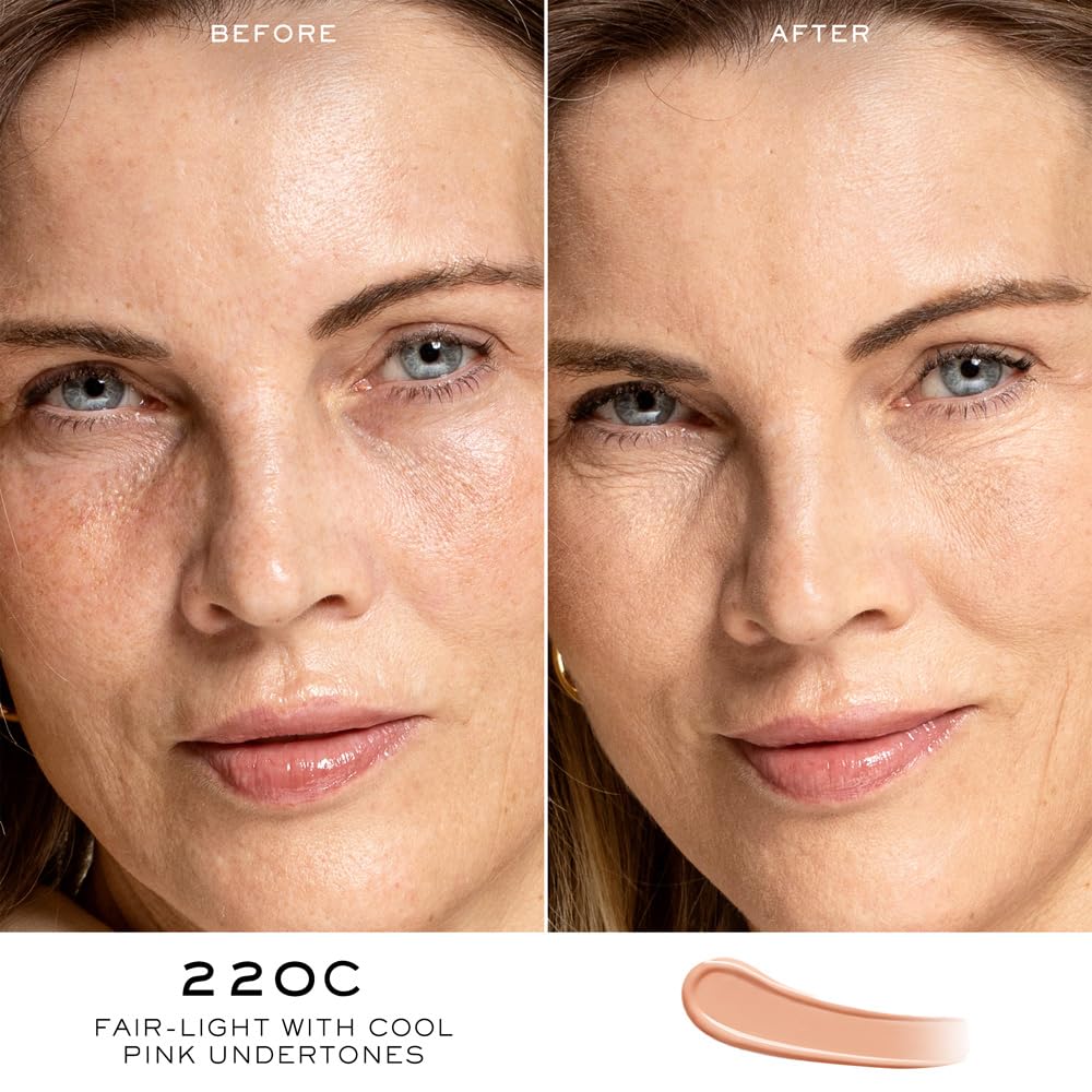 Lancôme Teint Idole Sérum-Concealer offre hydratation 24 h sur la peau.
