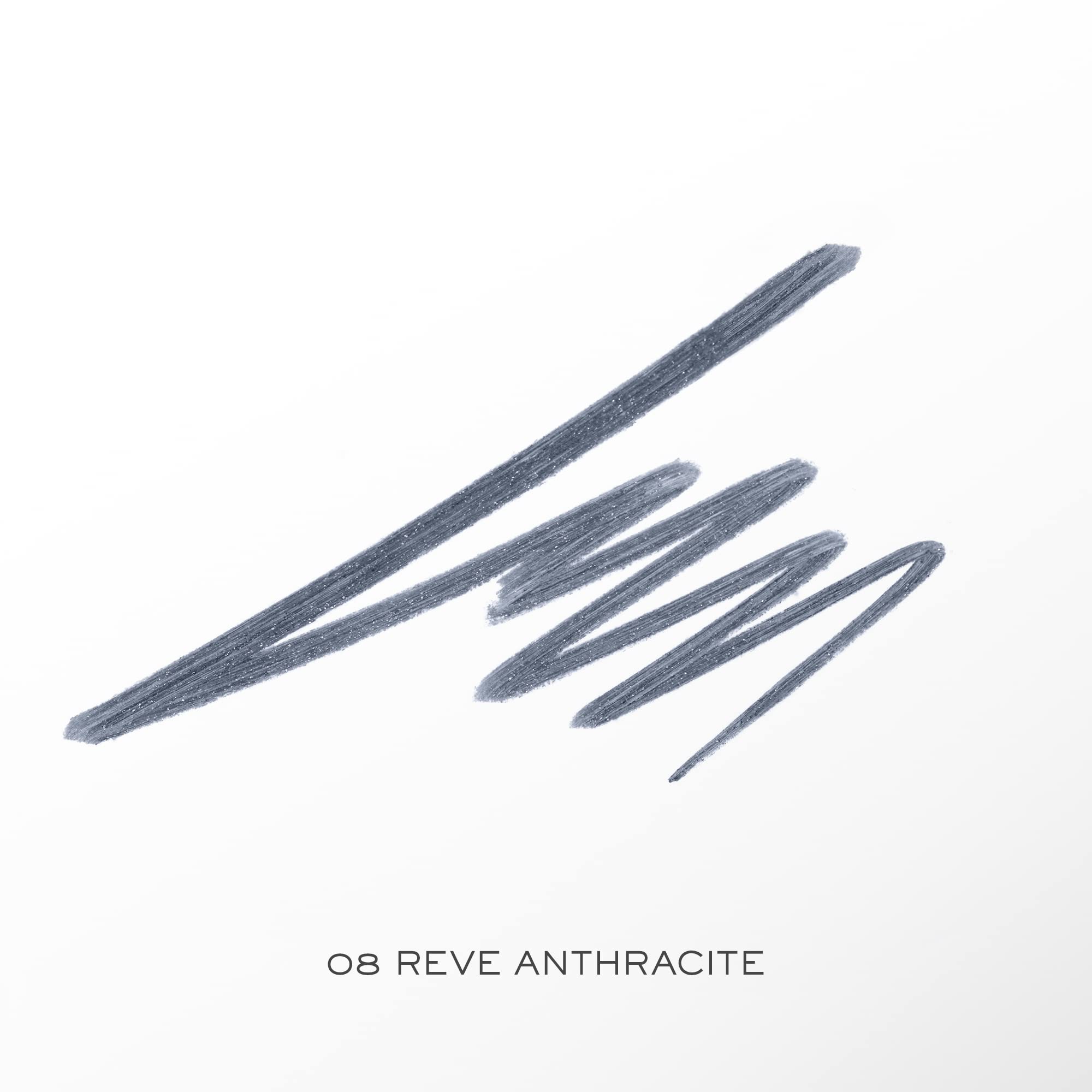 Lancôme trace-ligne-cils, application douce et précise.