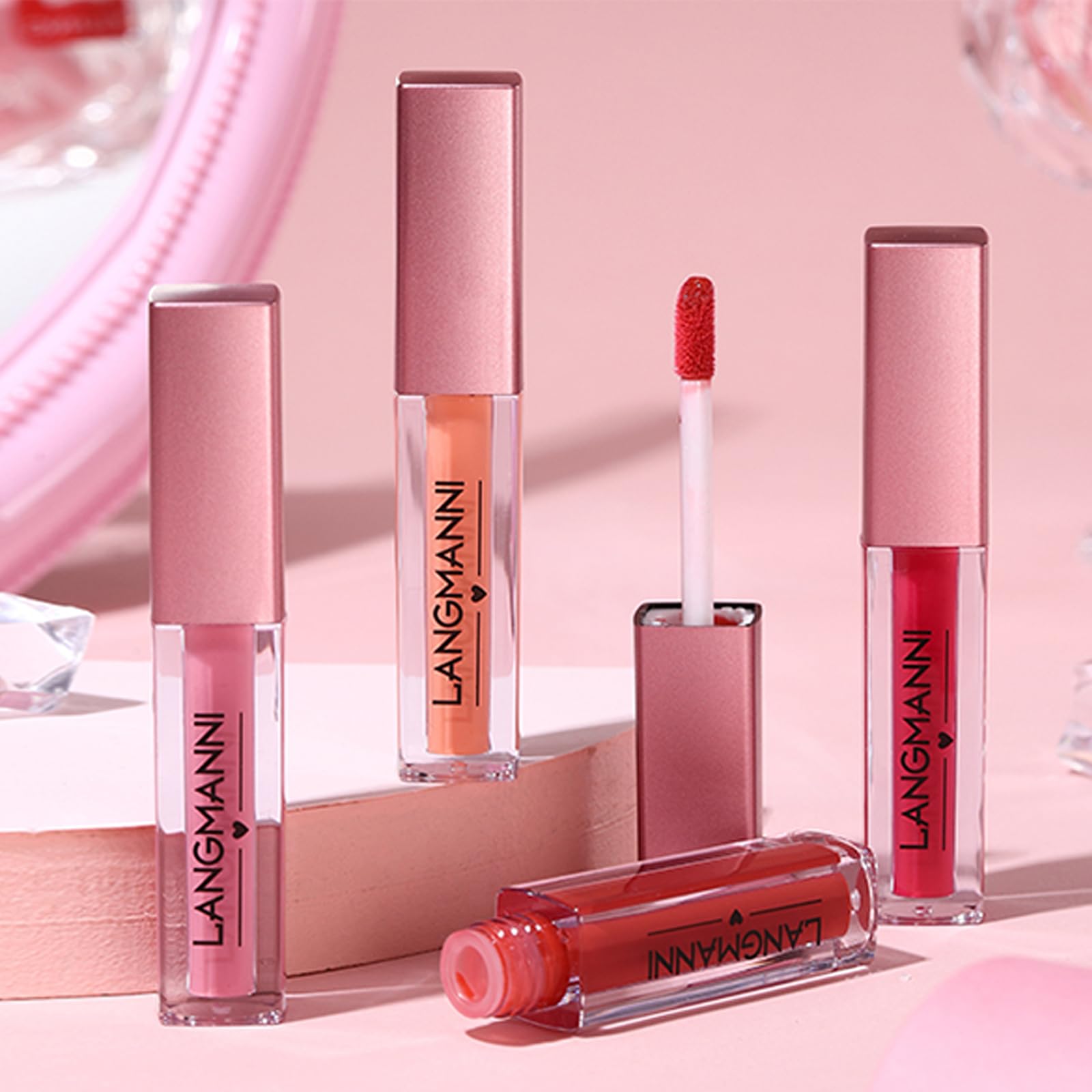 LANGMANNI gloss rose naturel, résultat discret et élégant.