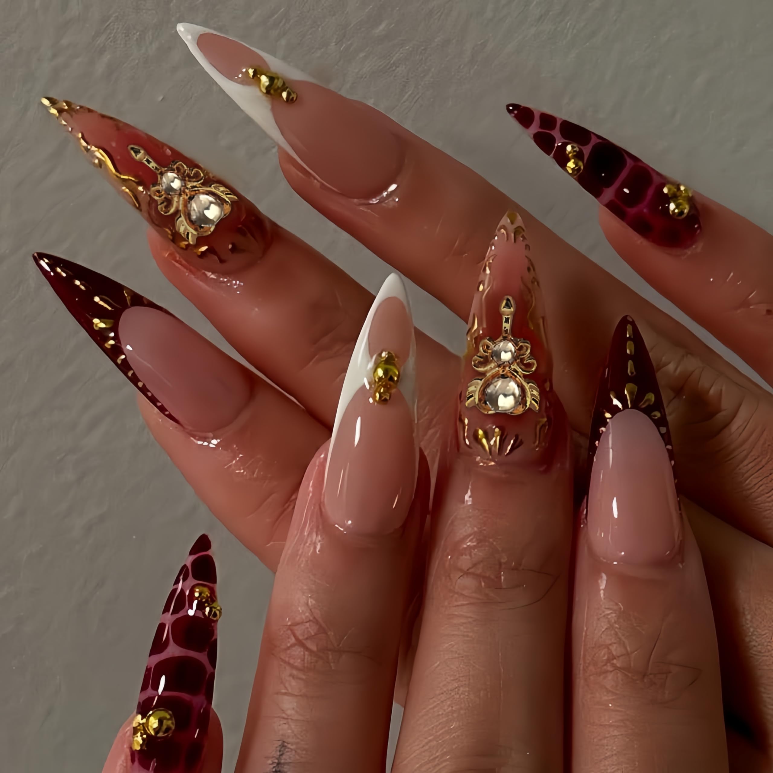 Ongles Lankensuixi presse amande dorée, détail élégant pour glamour rapide