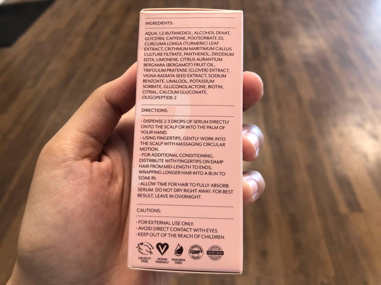Trèfle rouge et actifs végétaux pour soutien capillaire Lanmeri.