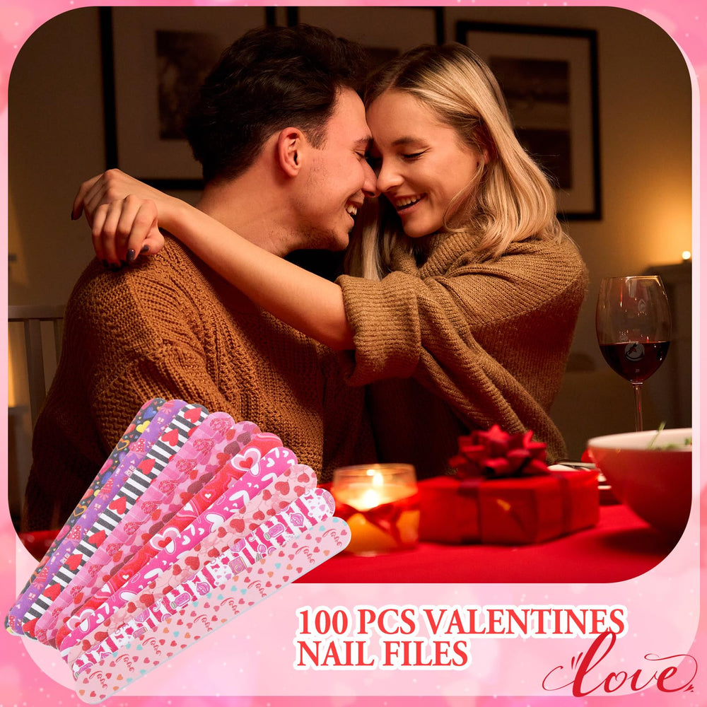 Lanties lime a ongles pattern Valentin – ambiance thématique chic.