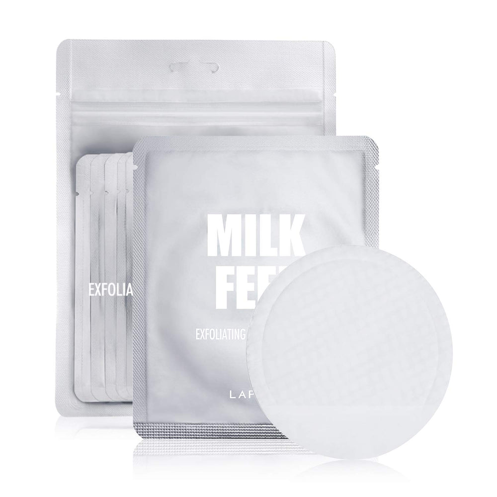 LAPCOS Milk Feel : lingettes exfoliantes révélant une peau plus nette après le maquillage.