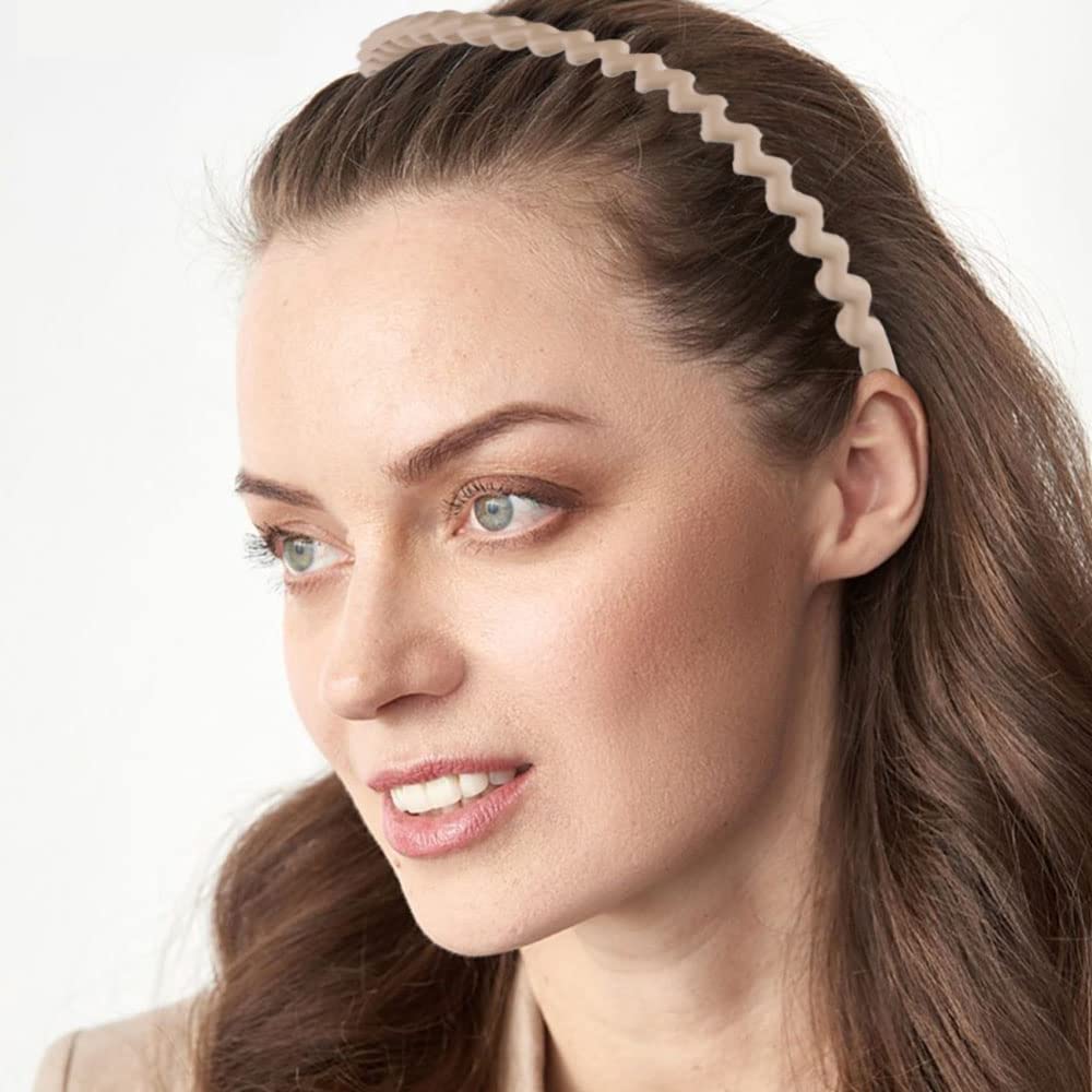 Ensemble LAPOHI: coffret de 8 bandes-cheveux fashion, pour varier les looks.