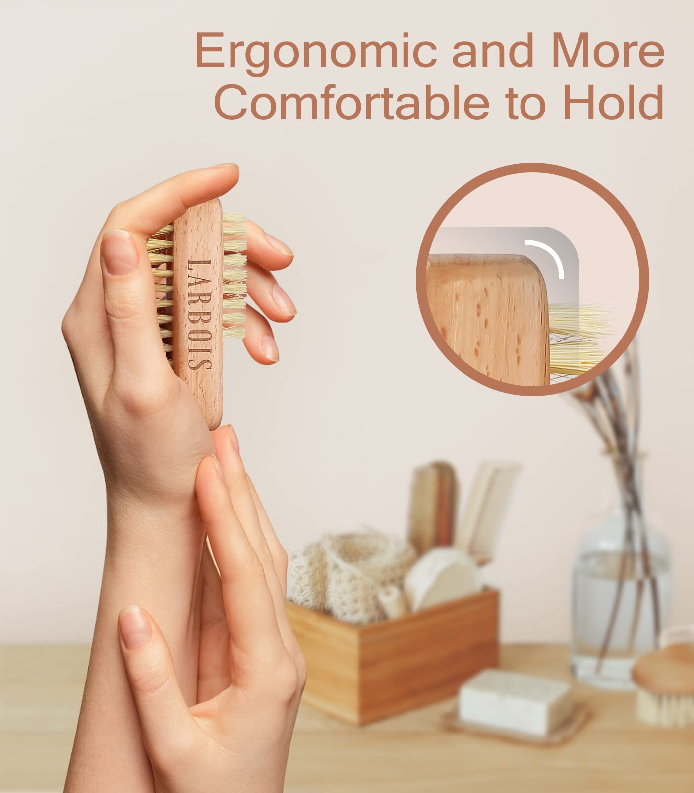 Larbois brosse compacte à emporter, idéale en voyage.