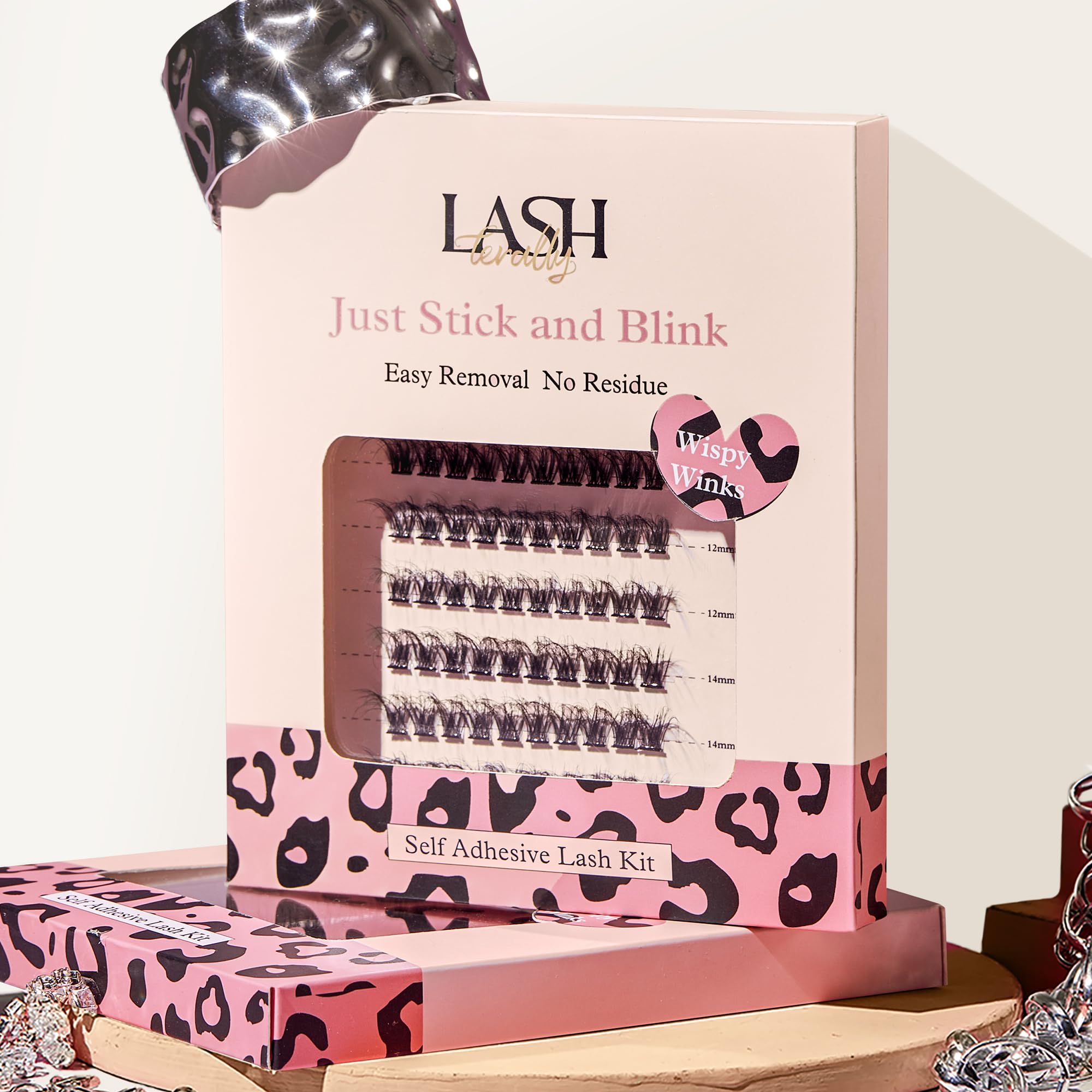 Lashterally style wispy manga 10-14 mm pour un regard ouvert.