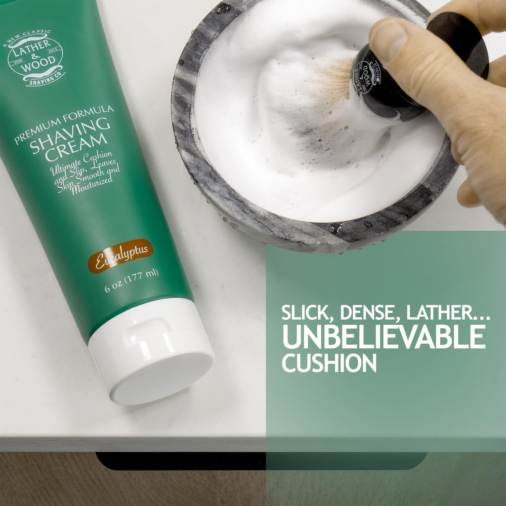 Lather & Wood Application crème rasage : application lisse pour un passage du rasoir plus fluide.