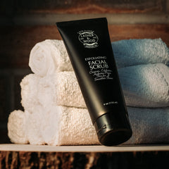 Peau lisse et prête au rasage avec Lather & Wood.