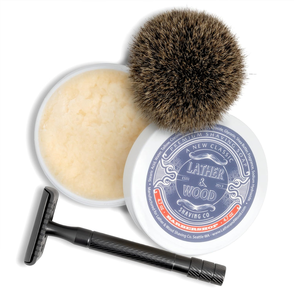 L'odeur Barbiers classique Latherwood rappelant un rituel traditionnel.