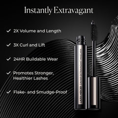 Laura Mercier Caviar Extravagant Mascara présente des pigments noirs intenses et magenta.