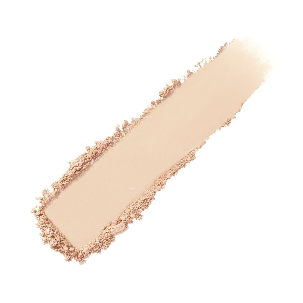Application crèmeuse de Laura Mercier Poudre Finissante pour lisser le teint
