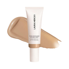 Laura Mercier Teint Hydratant Naturel Dewy SPF30 — bouteille pompe et texture légère.