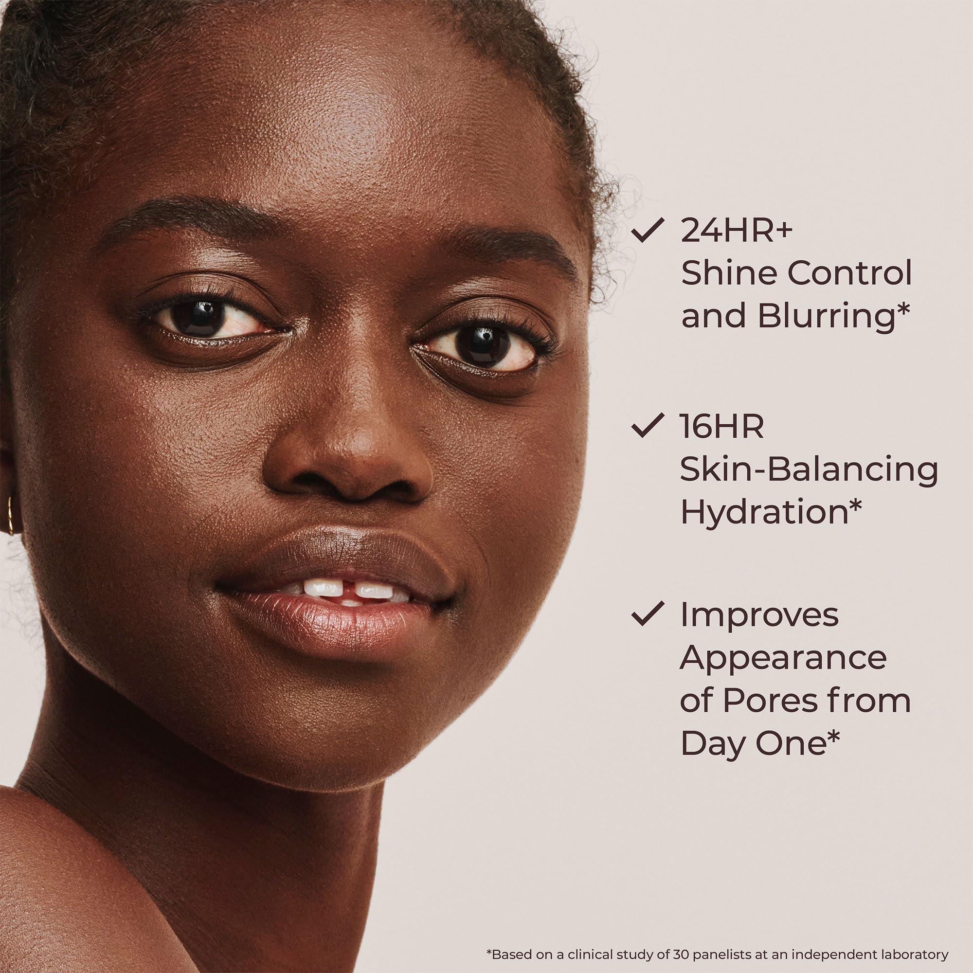 Laura Mercier – texture crème visible, application douce.