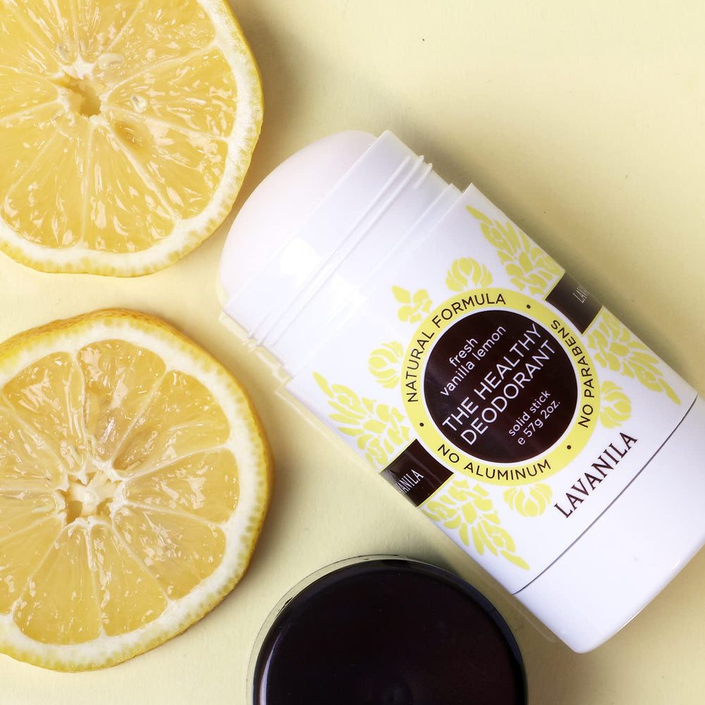 Parfum net de citron et vanille avec note boisée.
