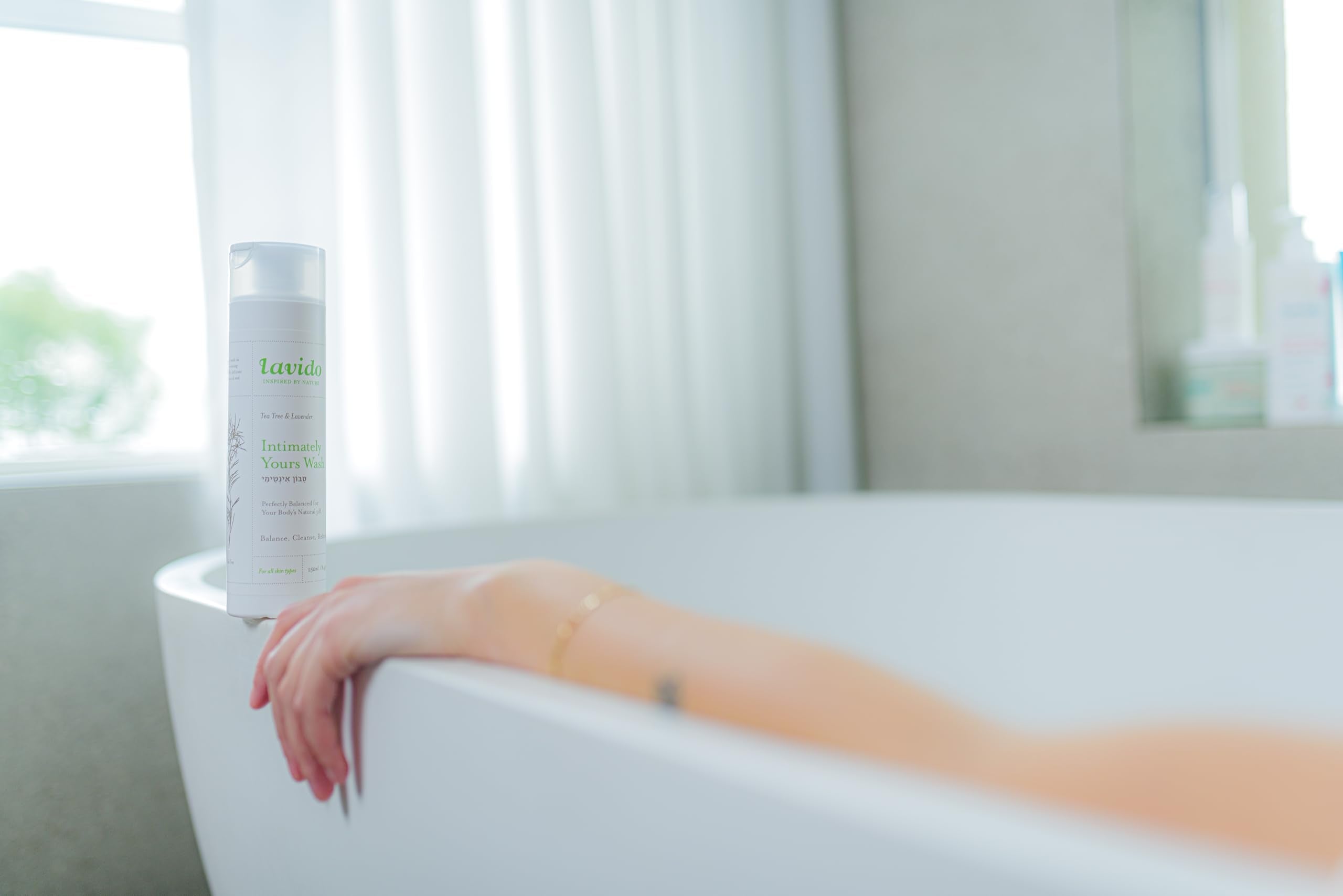 Lavido Lavage intime – emballage-eco: formule vegan et sans cruauté envers les animaux.