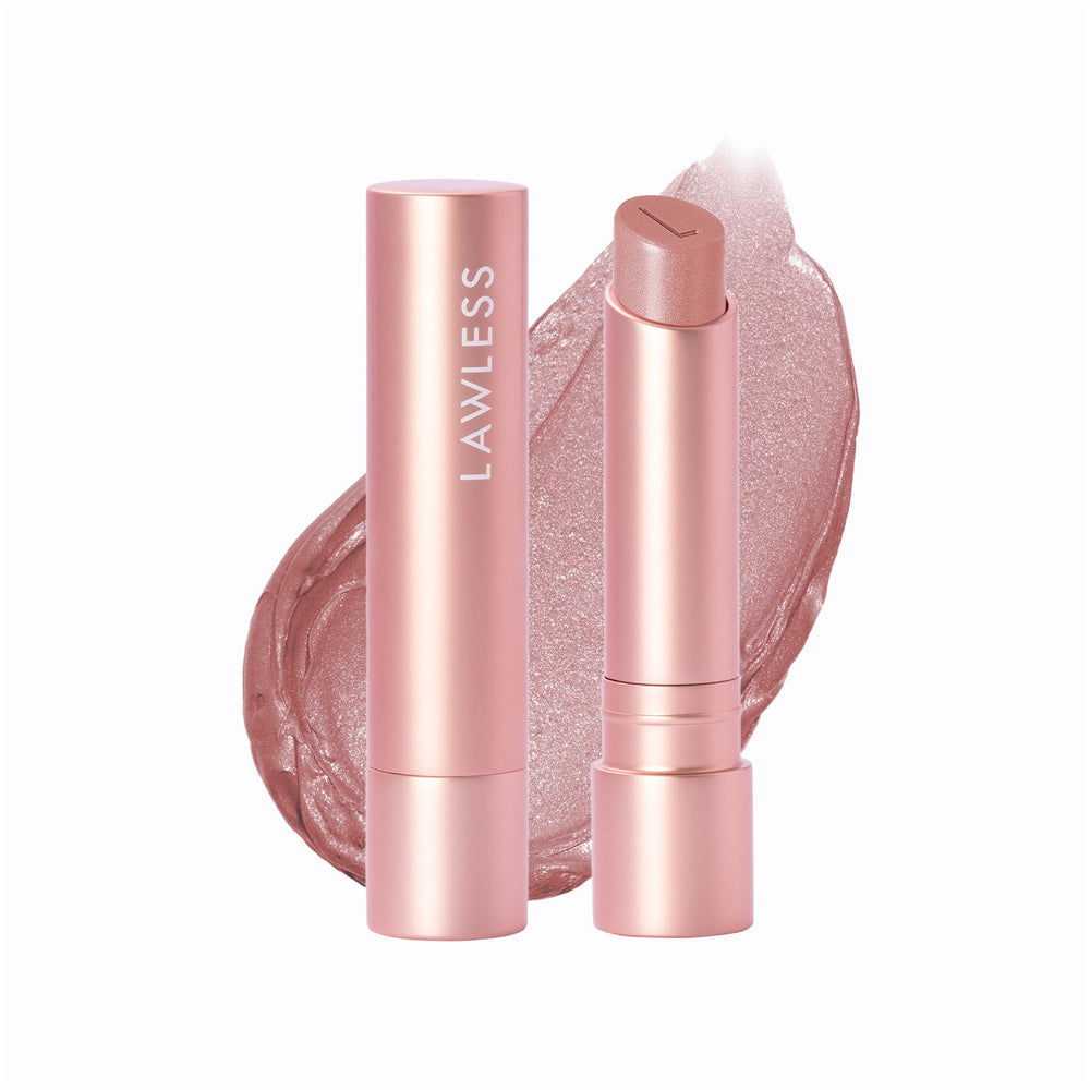 Lawless Forget the Filler application-stick sur les lèvres, couleur douce et effet repulpant.