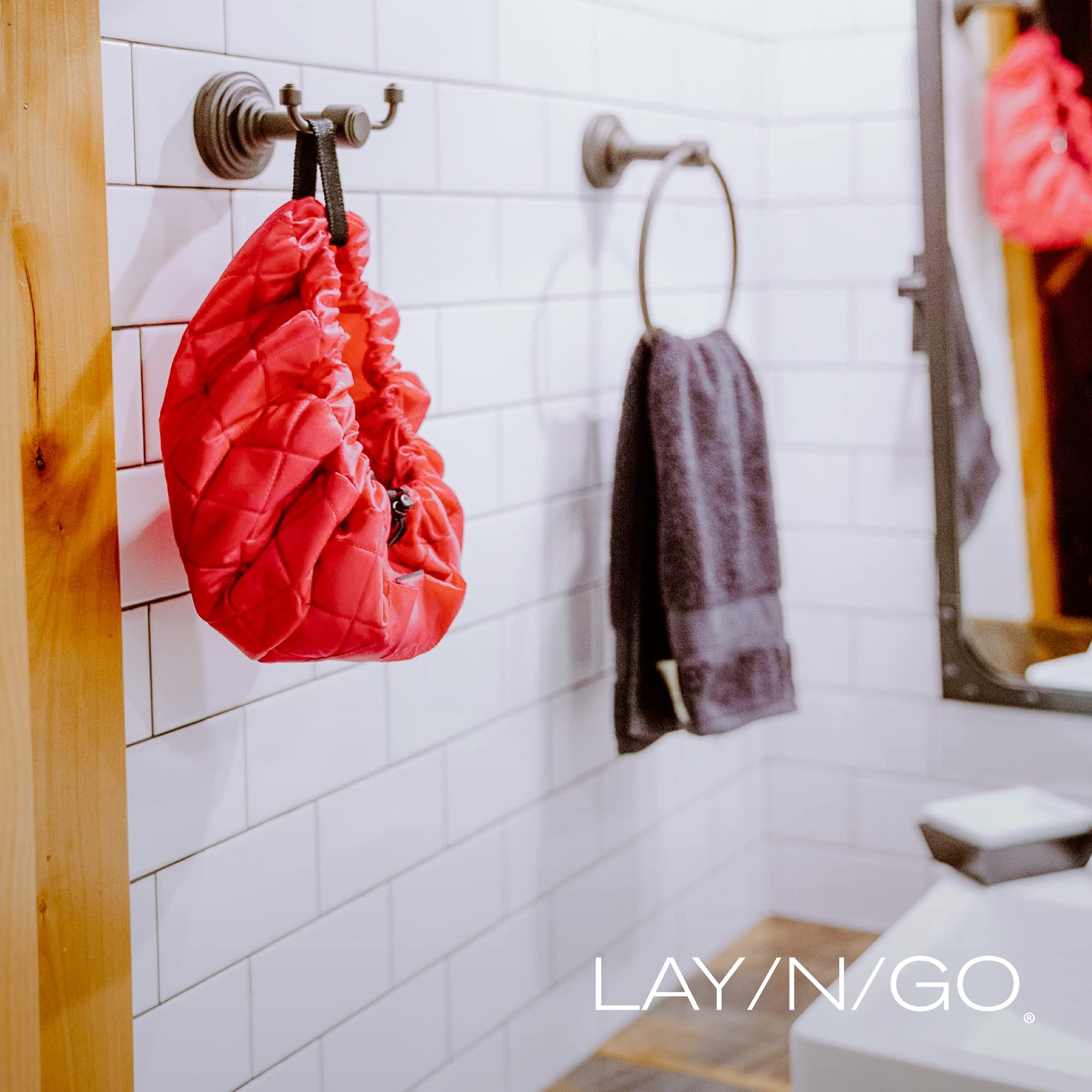 Lay-n-Go Cosmo idéal pour voyage, bureau et salle de bains