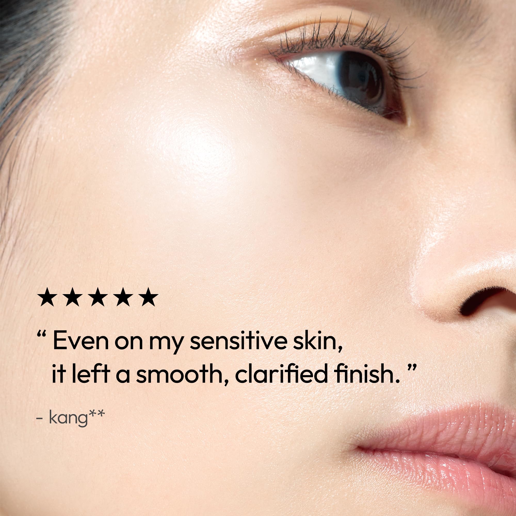 LayerLab Triple Retinoid enrichi en 8 peptides et Niacinamide pour l'hydratation.