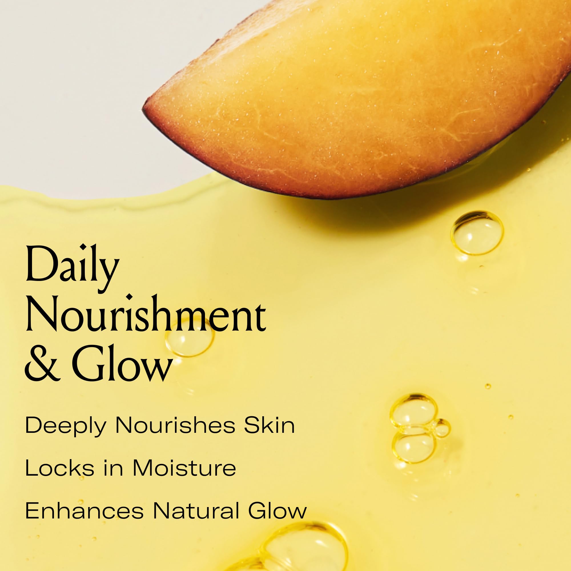 Goutte de Plum Beauty Oil facilitant une application précise sur le visage.