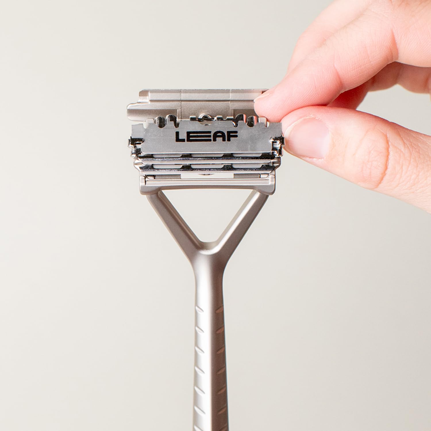 Leaf Shave compatibilite twig thorn dermaplaner lames refills universels pour plusieurs outils