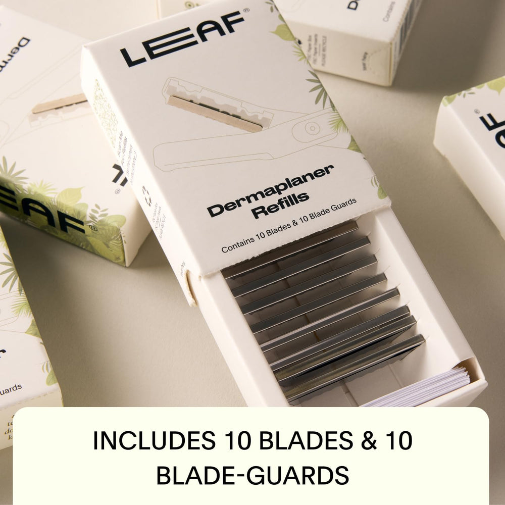 Leaf Shave Dermaplaner: chargement facile pour une routine sans effort.