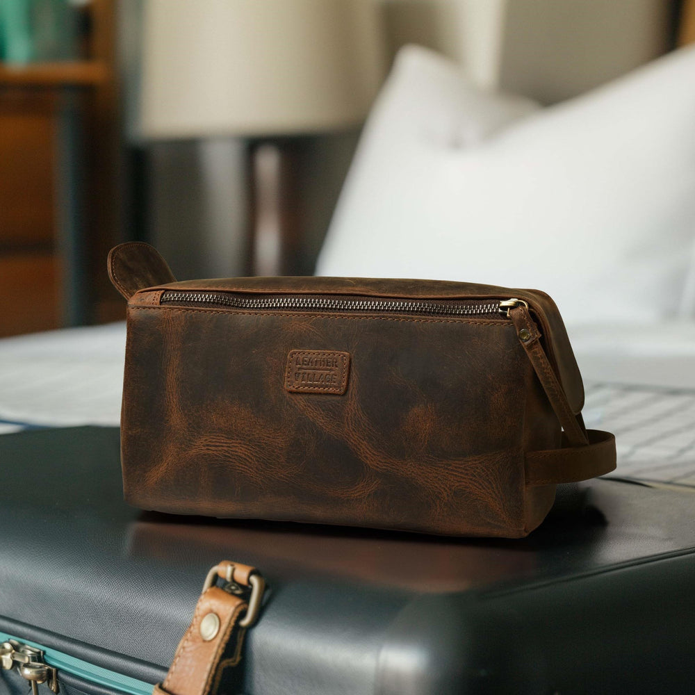 Leather Village cadeau idéal — parfait pour hommes et femmes lors d'anniversaires et fêtes.