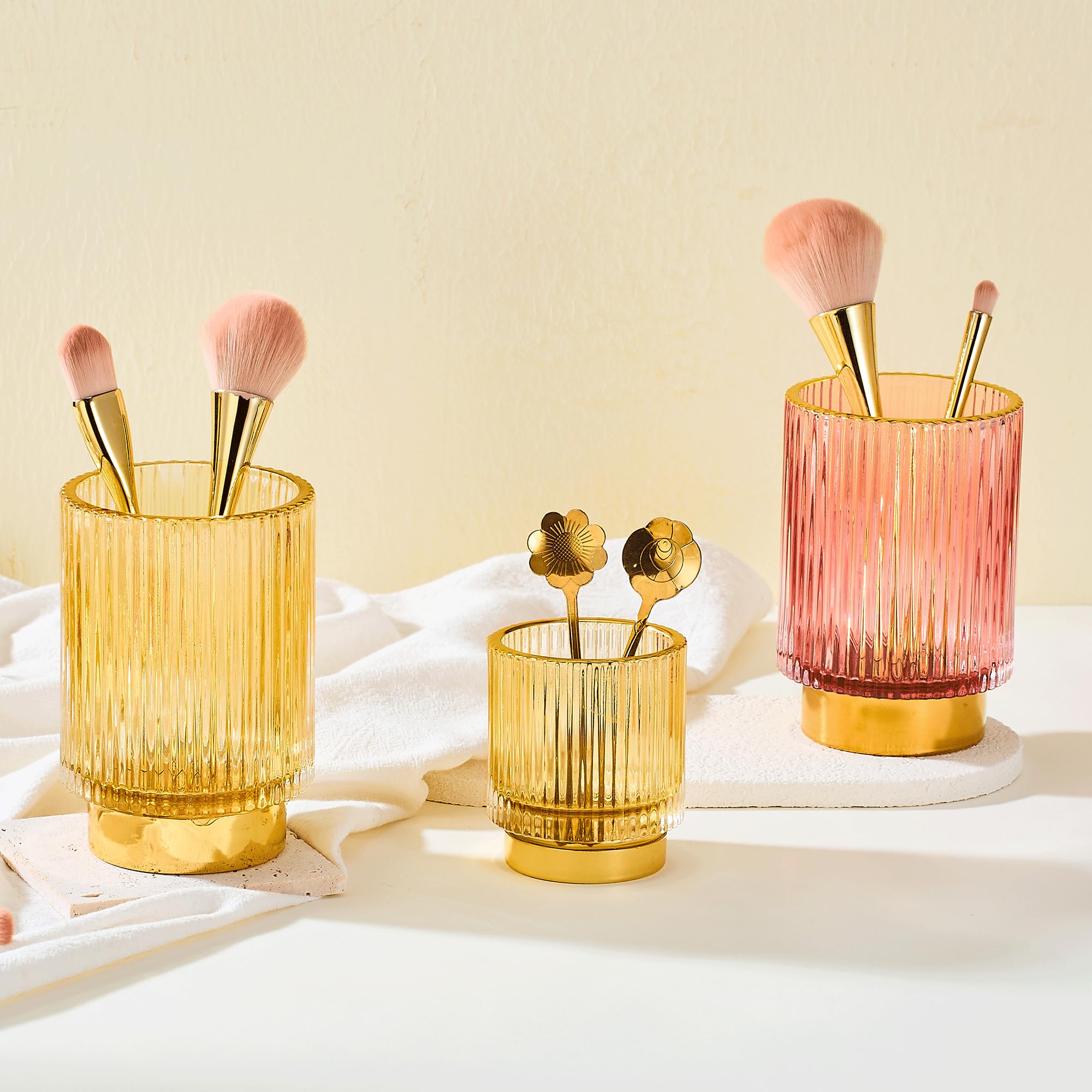 Leicurace deco-minimaliste-verre-dore style élégant
