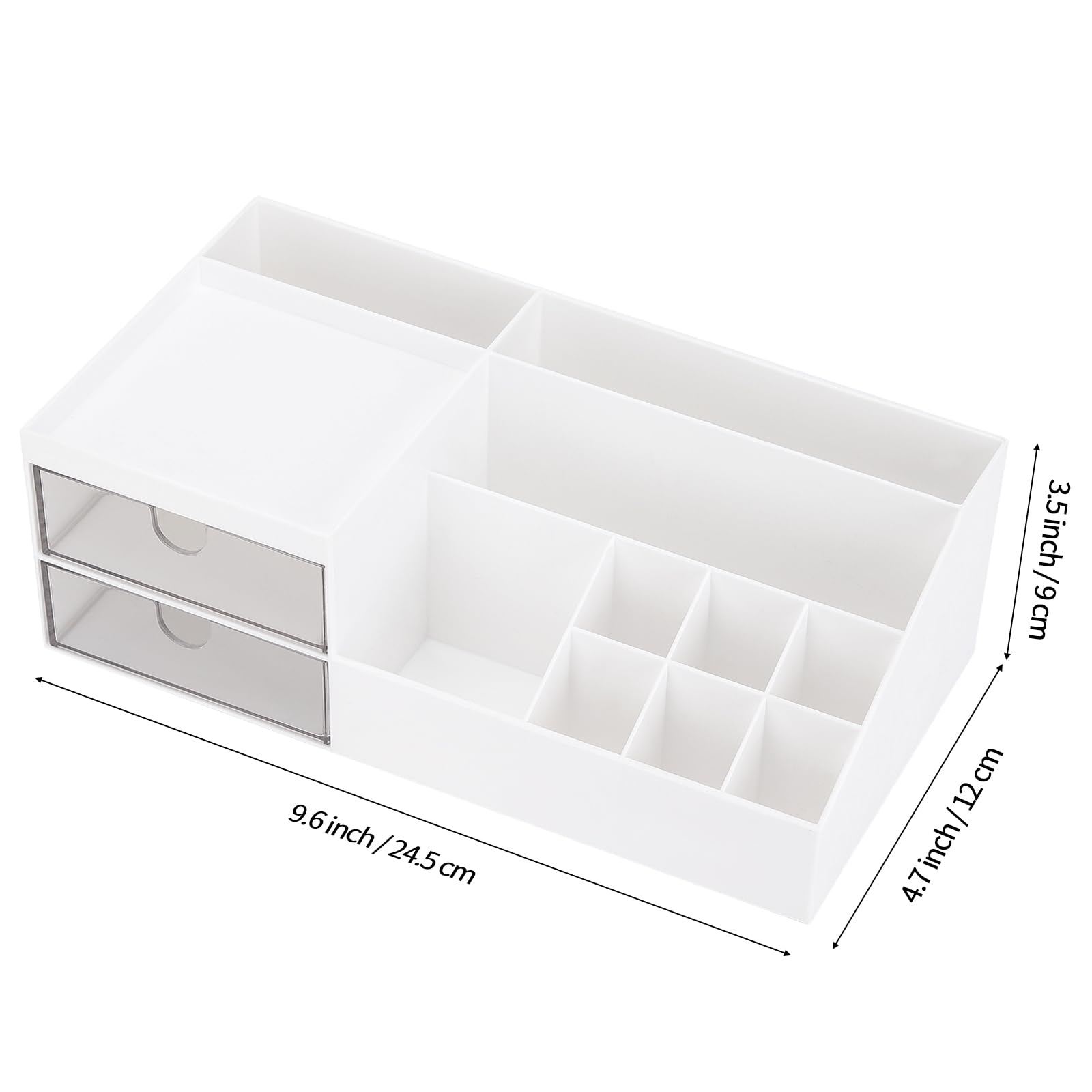 LETURE Petits accessoires de bureau rangés proprement dans l'organiseur.
