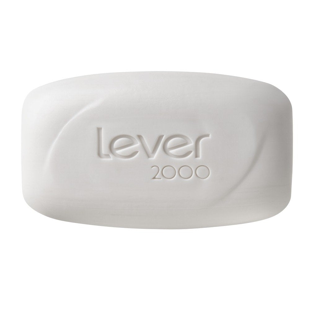 Lever 2000 – mousse douce sur la main, nettoyage en douceur