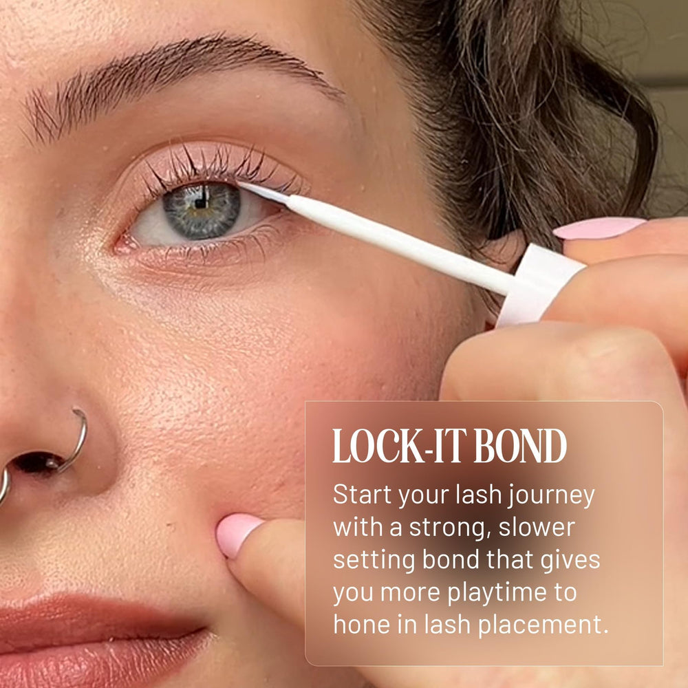 Base cils naturels avec Lock-It-Bond noir pour un rendu discret.