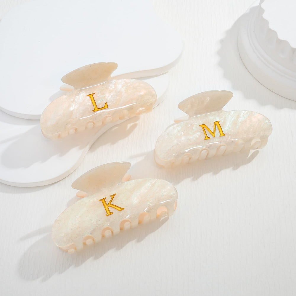 LILIE&WHITE clip coiffure pour soirée avec éclat discret.