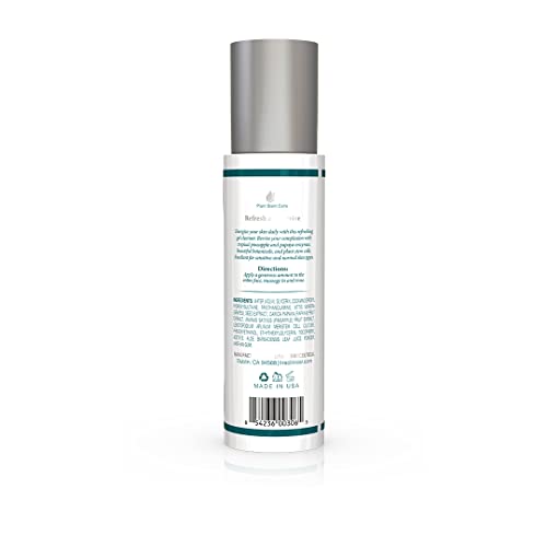 Texture gel hydrophile du nettoyant Lira Clinical pour exfolier en douceur