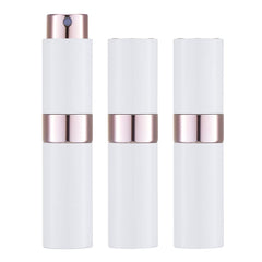 Atomiseur LISAPACK 8ml blanc, léger et pratique pour vos déplacements.