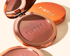 Live Tinted Huebeam permet une application soyeuse et précise.