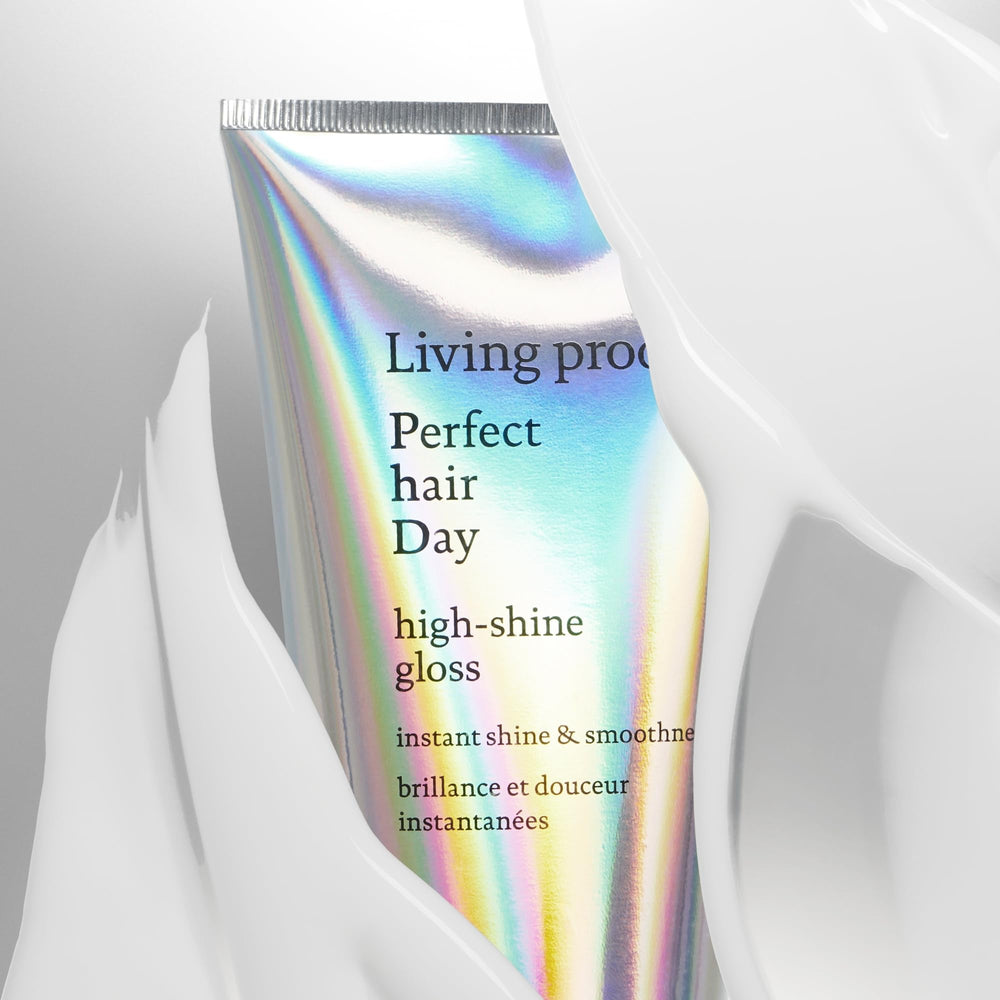 Living Proof Gloss avant/après, transformation visible sans alourdir les cheveux.