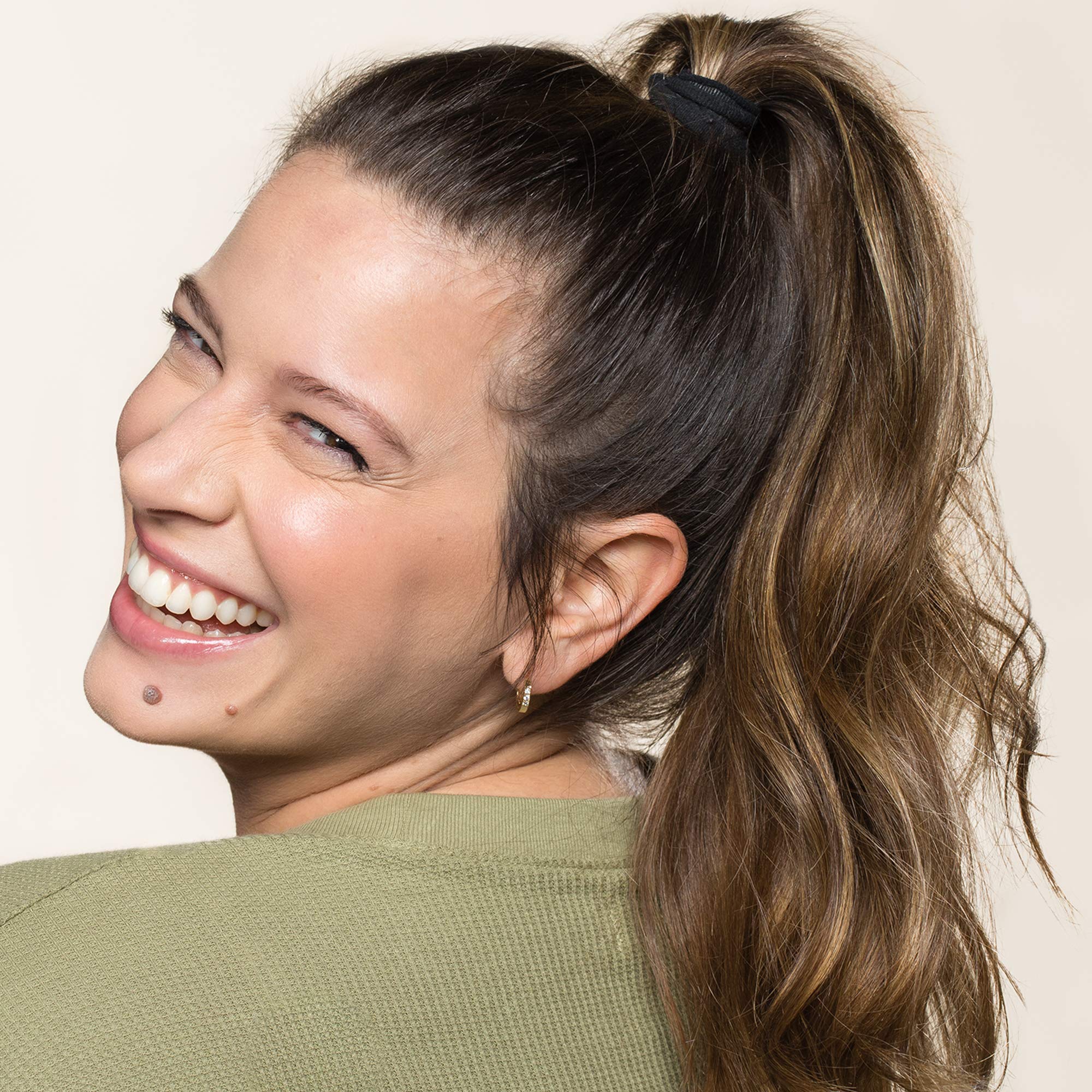 Maintien flexible du hairspray qui structure sans résidu